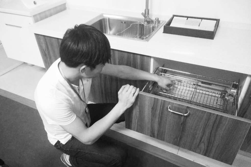 ר��Ģ��װ����ϯ�����